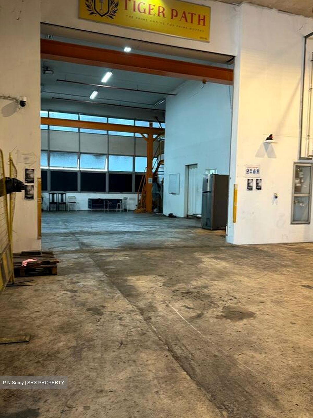 West Connect Building (D22), Factory #570926311